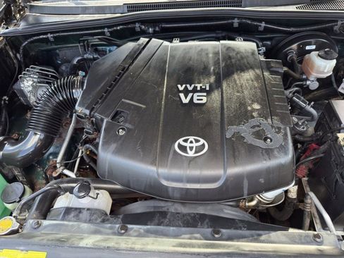 Used 2011 Toyota Tacoma 4x4 Double Cab image 20