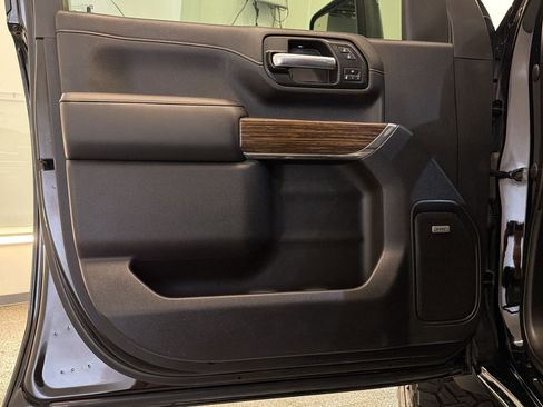 Used 2020 Chevrolet Silverado 3500 High Country w/ Technology Package AWD/4WD image 14