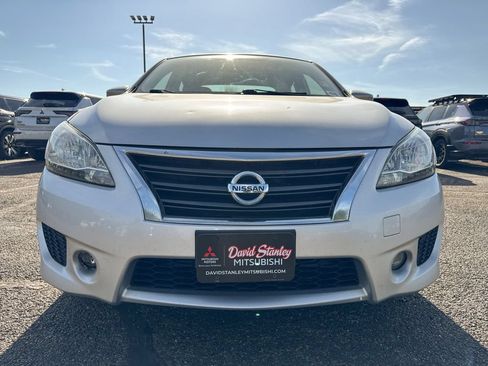 Used 2014 Nissan Sentra SR FWD image 2
