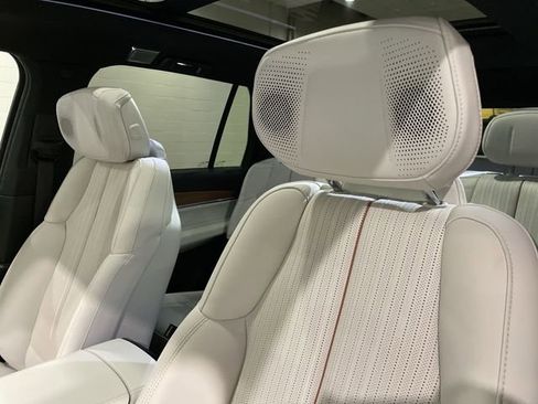 New 2026 Cadillac Vistiq Luxury image 20