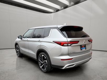 Used 2024 Mitsubishi Outlander SE