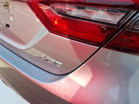 Used 2024 Toyota Camry XSE FWD image 5