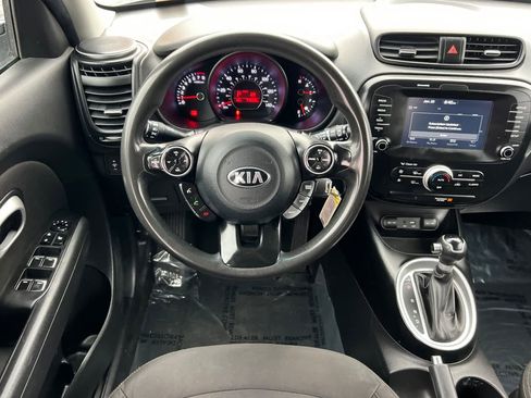 Used 2019 Kia Soul w/ Convenience Package image 14
