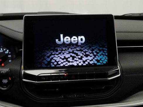 New 2026 Jeep Compass Latitude image 23
