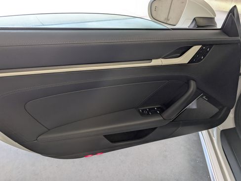 Used 2025 Porsche 911 Carrera 4 GTS image 24