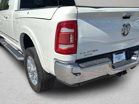 Used 2020 RAM 2500 Limited AWD/4WD image 36