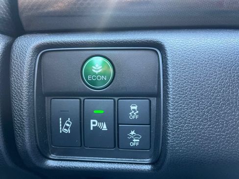 Used 2016 Honda Accord Touring image 25
