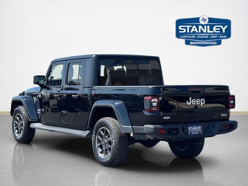 Used 2020 Jeep Gladiator Overland AWD/4WD image 5