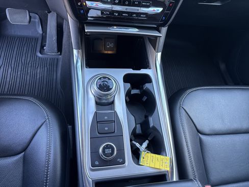 Certified 2022 Ford Explorer Limited image 40