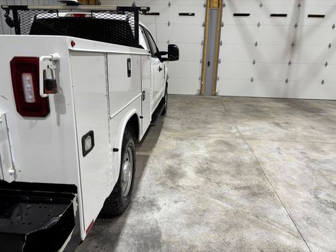 Used 2021 Ford F250 XL w/ Power Equipment Group image 10