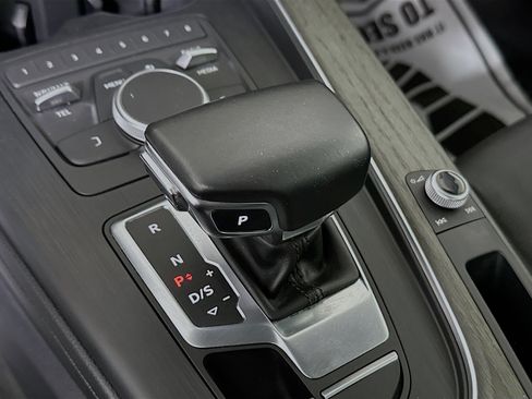 Used 2019 Audi A4 2.0T Premium image 21
