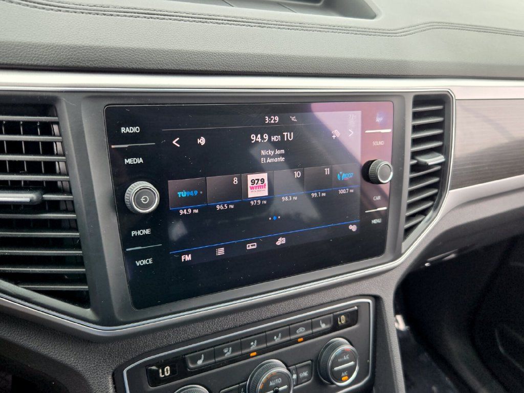 Used 2018 Volkswagen Atlas SE FWD image 19