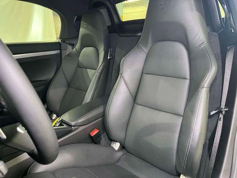 Used 2025 Porsche 718 Boxster S image 17