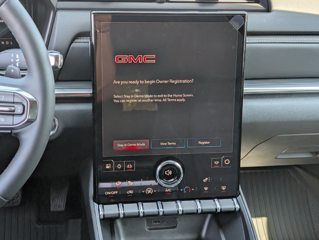 New 2027 GMC Terrain Elevation w/ LPO, Floor Liner Package FWD image 11
