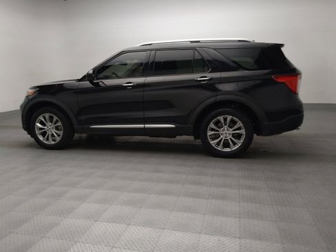 Used 2022 Ford Explorer Limited image 3