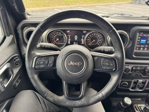 Used 2018 Jeep Wrangler Unlimited Sport S image 12