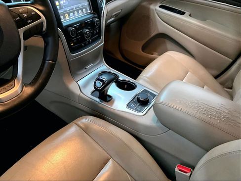 Used 2015 Jeep Grand Cherokee Limited AWD/4WD image 16