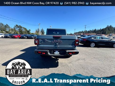 New 2026 Jeep Gladiator Rubicon w/ Steel Bumper Group AWD/4WD image 6