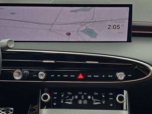 New 2026 Genesis GV70 2.5T Sport Prestige image 13