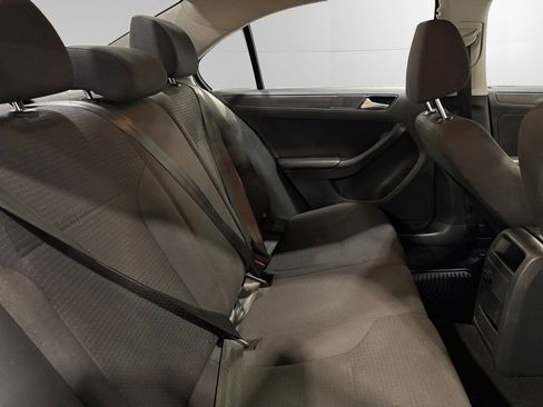 Used 2015 Volkswagen Jetta S image 14
