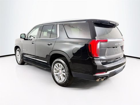 Used 2025 GMC Yukon Denali AWD/4WD image 5