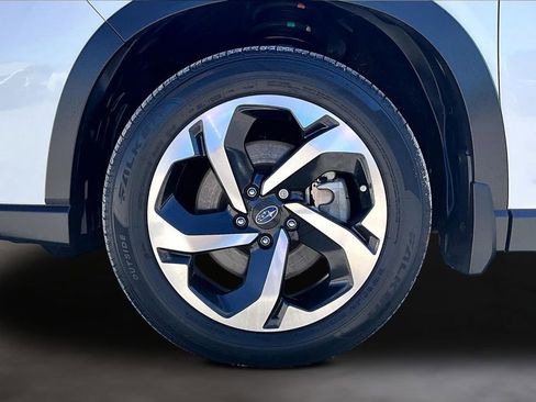 Used 2022 Subaru Forester Touring image 34