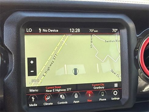 Used 2022 Jeep Wrangler Unlimited Sahara image 23