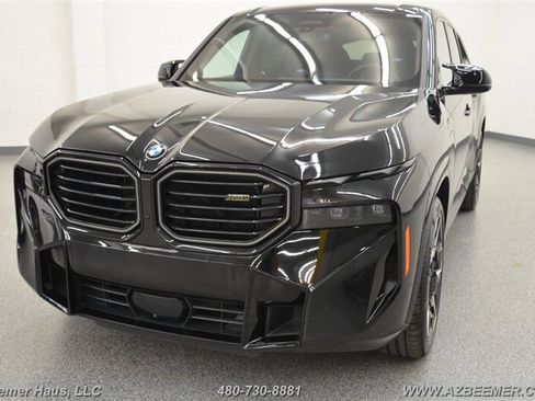 Used 2023 BMW XM w/ M Driver's Package AWD/4WD image 1