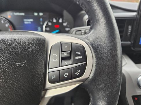 Used 2023 Ford Explorer XLT w/ Equipment Group 202A image 17