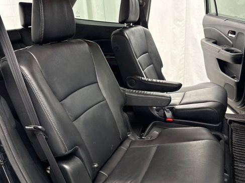 Used 2022 Honda Pilot Touring image 33