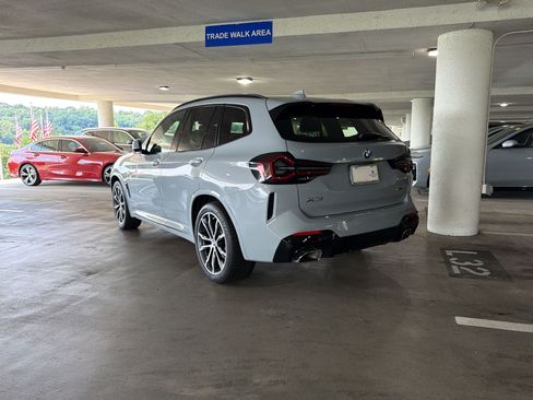 Used 2022 BMW X3 xDrive30i w/ M Sport Package 2 AWD/4WD image 3