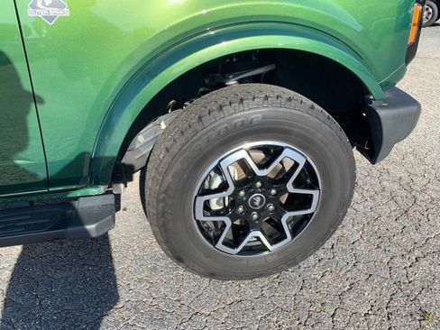 Certified 2024 Ford Bronco Outer Banks AWD/4WD image 39