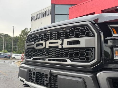 Used 2018 Ford F150 Raptor w/ Equipment Group 802A Luxury AWD/4WD image 5