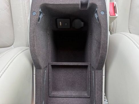 Used 2014 Buick LaCrosse Leather FWD image 29