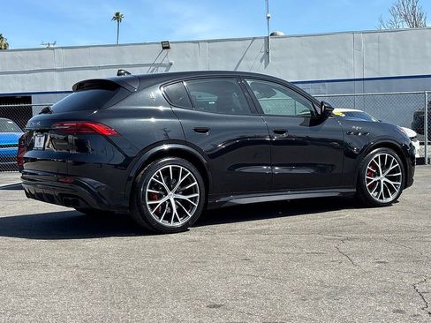 Used 2024 Maserati Grecale Trofeo AWD/4WD image 3