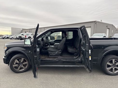 Used 2016 Ford F150 XLT w/ Equipment Group 301A Mid image 9