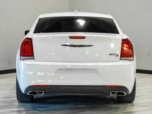 Used 2022 Chrysler 300 S RWD image 15
