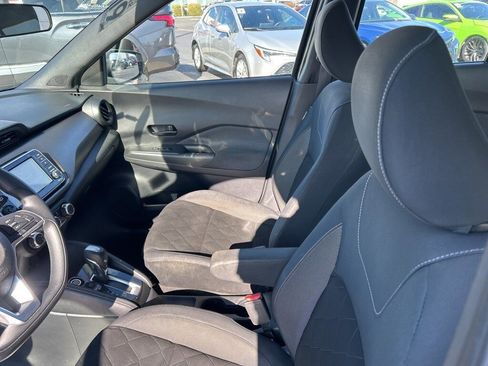 Used 2019 Nissan Kicks S image 2