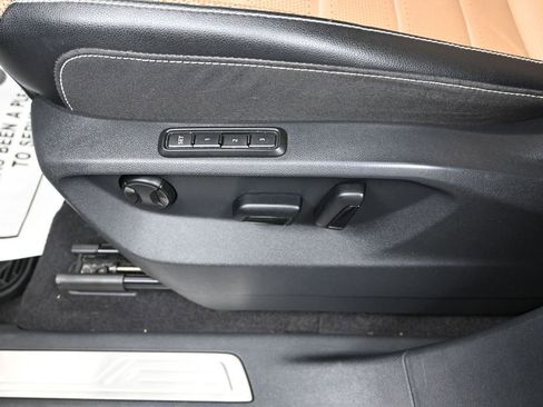 Used 2022 Volkswagen Atlas Cross Sport SEL Premium R-Line AWD/4WD image 13