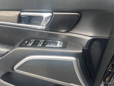 Used 2022 Kia Telluride EX w/ EX Premium Package image 15