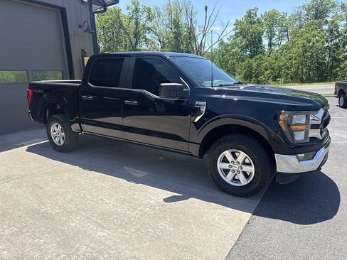 Used 2023 Ford F150 XLT AWD/4WD image 2