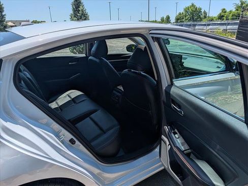 Used 2023 Nissan Altima 2.0 SR FWD image 15