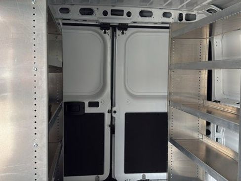 Used 2025 RAM ProMaster 2500 w/ Premium Convenience Group FWD image 24