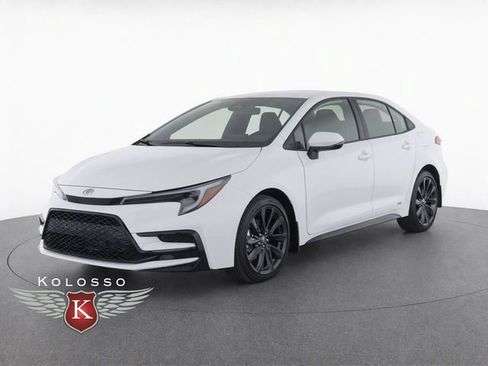 Used 2026 Toyota Corolla SE w/ SE Premium Package AWD/4WD image 1