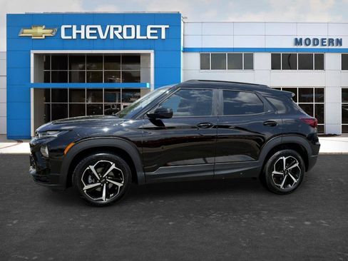 Used 2022 Chevrolet TrailBlazer RS FWD image 1