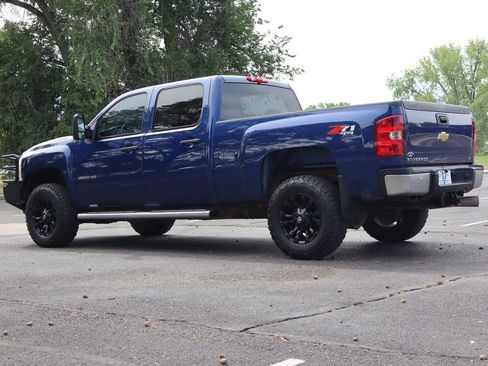 Used 2013 Chevrolet Silverado 2500 LT w/ Interior Plus Package AWD/4WD image 7