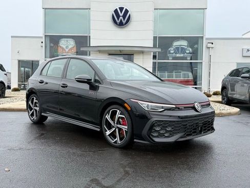 New 2026 Volkswagen GTI SE image 1