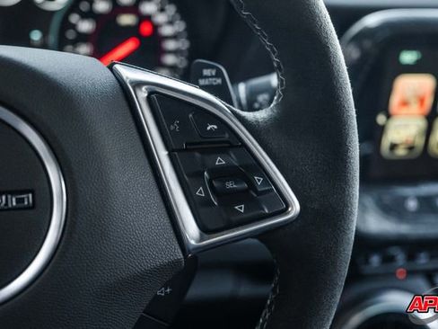 Used 2018 Chevrolet Camaro SS image 67