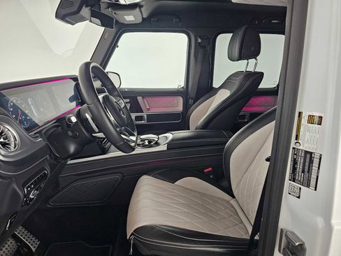 Used 2024 Mercedes-Benz G 550 image 21