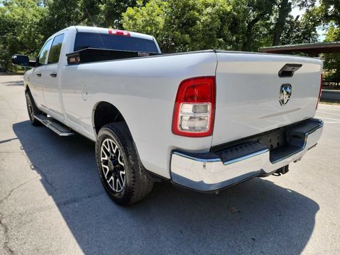 Used 2022 RAM 2500 Tradesman w/ Chrome Appearance Group RWD image 4